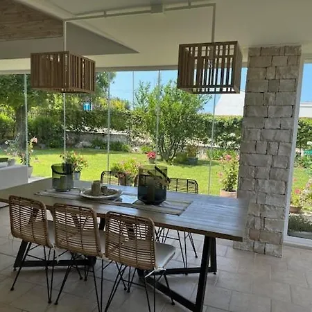 Villa Flora *